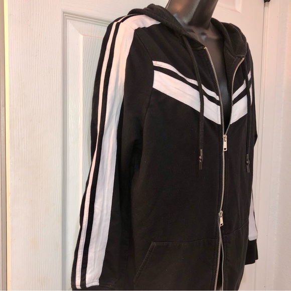 Longline Sweater w/ 2 Way Zipper - Picture 3 of 12